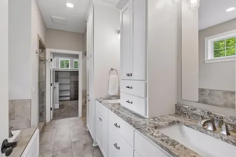 19 Westwood Road Minnetonka MN 55305