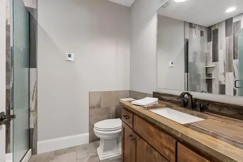 19 Westwood Road Minnetonka MN 55305