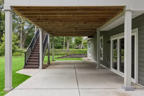 19 Westwood Road Minnetonka MN 55305