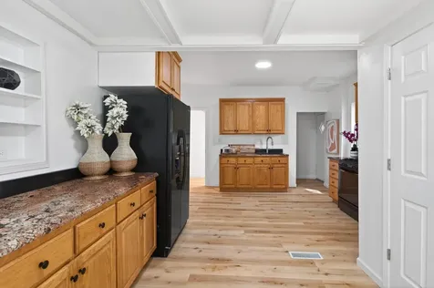 558 Osceola Avenue S Saint Paul MN 55102
