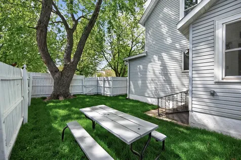 558 Osceola Avenue S Saint Paul MN 55102
