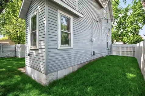 558 Osceola Avenue S Saint Paul MN 55102