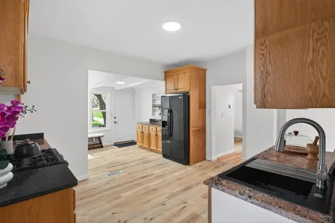 558 Osceola Avenue S Saint Paul MN 55102