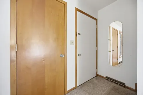 1510 16 1/2 Street S Fargo ND 58103