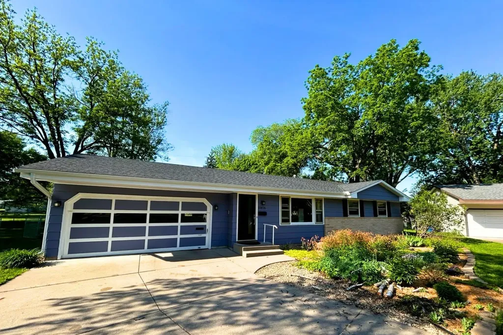 10816 Toledo Circle Bloomington MN 55437