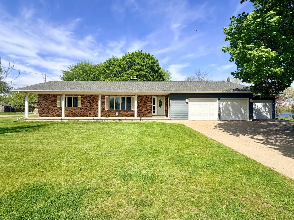 615 Lake Avenue E Fulda MN 56131