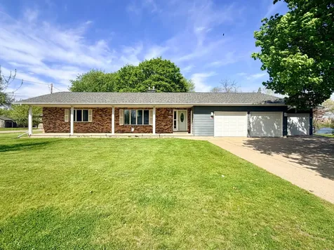 615 Lake Avenue E Fulda MN 56131