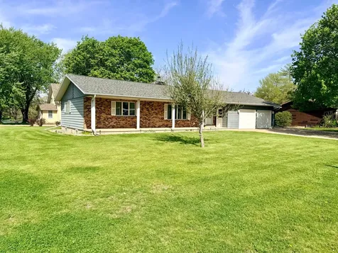 615 Lake Avenue E Fulda MN 56131