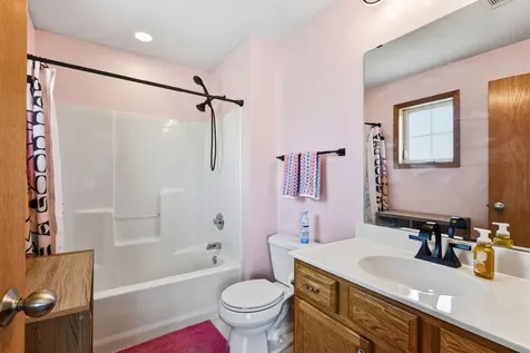 1354 Phalen Boulevard Saint Paul MN 55106