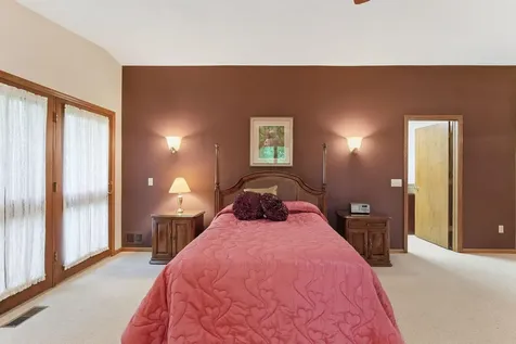 1935 Humboldt Avenue West Saint Paul MN 55118