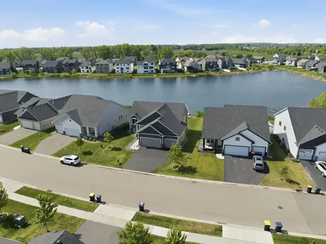 2802 213th Street W Farmington MN 55024