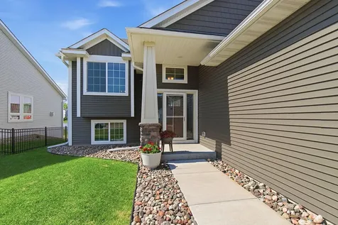 2802 213th Street W Farmington MN 55024