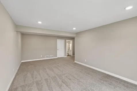 7654 207th Street W Lakeville MN 55044