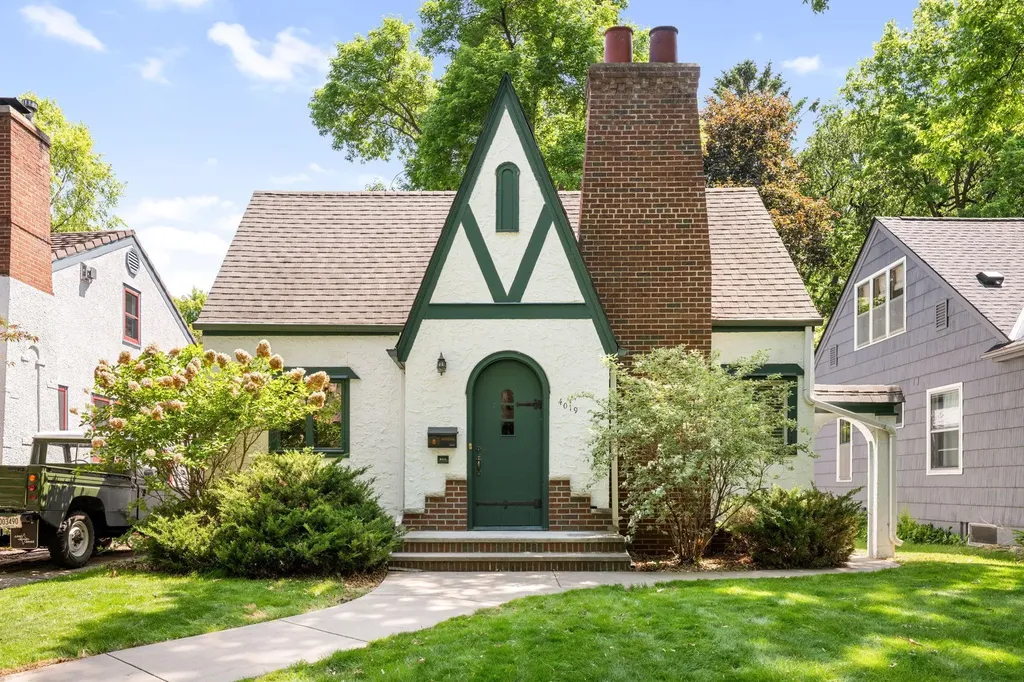 4019 Xerxes Avenue S Minneapolis MN 55410