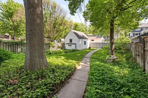 4019 Xerxes Avenue S Minneapolis MN 55410