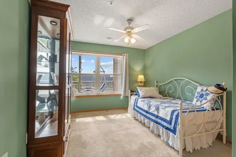2231 Penn Place North Saint Paul MN 55109