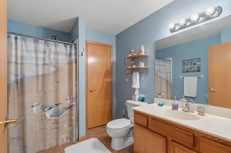 2231 Penn Place North Saint Paul MN 55109