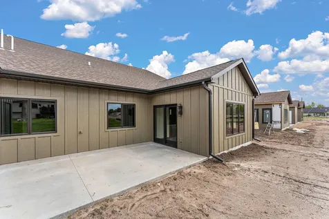1077 Legend Lane River Falls WI 54022