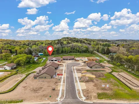 1077 Legend Lane River Falls WI 54022