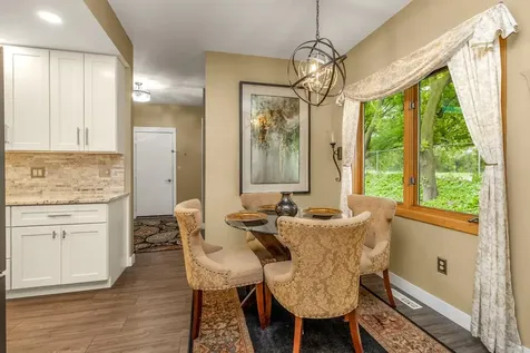 1900 Victoria Road S Mendota Heights MN 55118