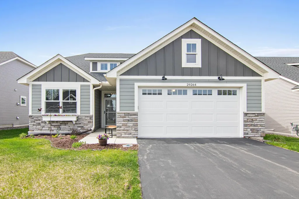 29264 Kenwood Way Chisago City MN 55013