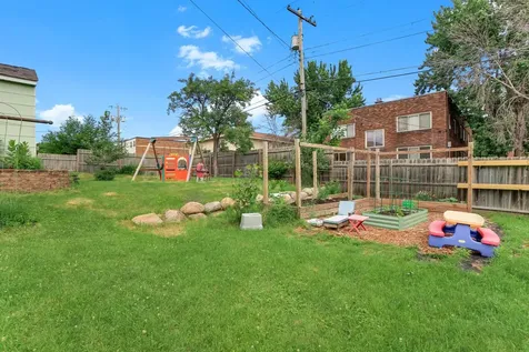1609 Sherburne Avenue Saint Paul MN 55104