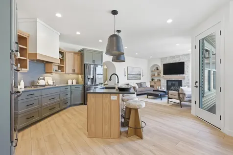 6444 Sun Valley Boulevard Horace ND 58047