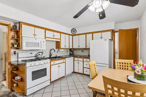 430 Arbor Street Saint Paul MN 55102