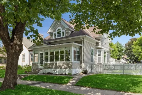 430 Arbor Street Saint Paul MN 55102