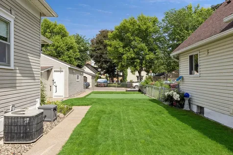 430 Arbor Street Saint Paul MN 55102