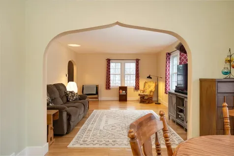 932 NW 1st Avenue Grand Rapids MN 55744