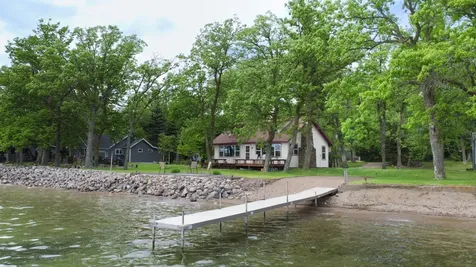 22558 Senns Beach Drive Detroit Lakes MN 56501