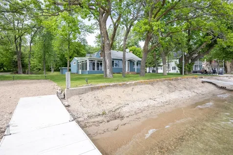 22558 Senns Beach Drive Detroit Lakes MN 56501