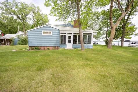 22558 Senns Beach Drive Detroit Lakes MN 56501