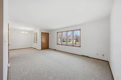 208 10 1/2 Avenue W West Fargo ND 58078
