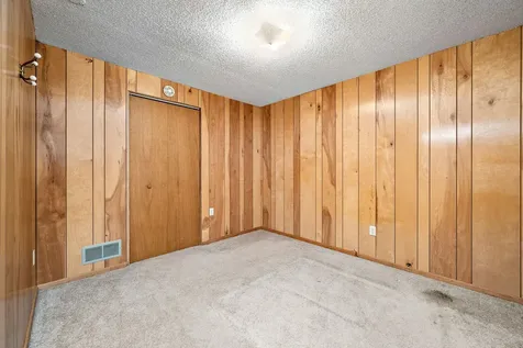 1125 Oakview Lane N Plymouth MN 55441
