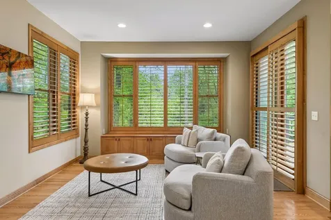 9001 Springwood Drive Woodbury MN 55125