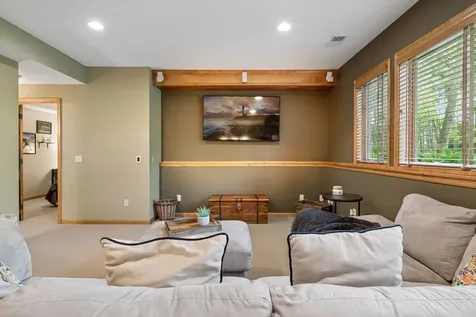 9001 Springwood Drive Woodbury MN 55125
