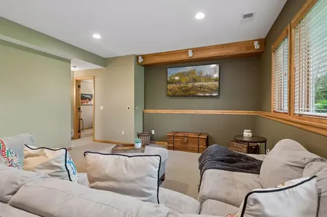 9001 Springwood Drive Woodbury MN 55125