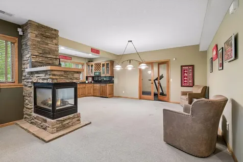 9001 Springwood Drive Woodbury MN 55125