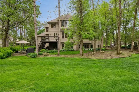 9001 Springwood Drive Woodbury MN 55125
