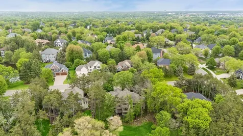 9001 Springwood Drive Woodbury MN 55125