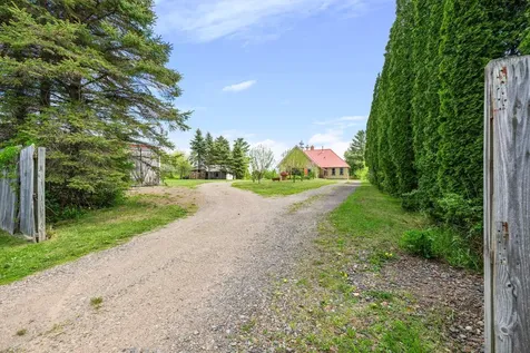 8825 Greeley Loop Braham MN 55006