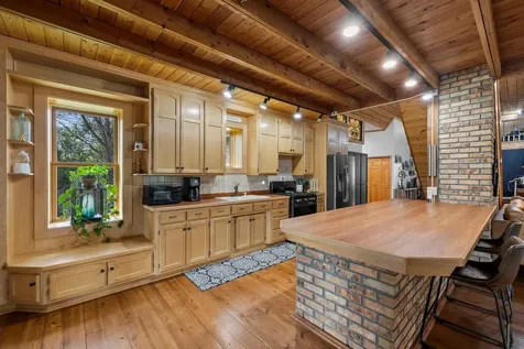 8825 Greeley Loop Braham MN 55006