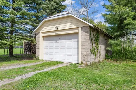 8825 Greeley Loop Braham MN 55006