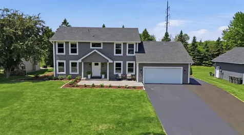 2734 Shadow Wood Court Chaska MN 55318
