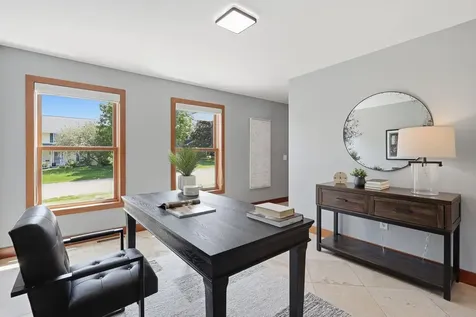 2734 Shadow Wood Court Chaska MN 55318