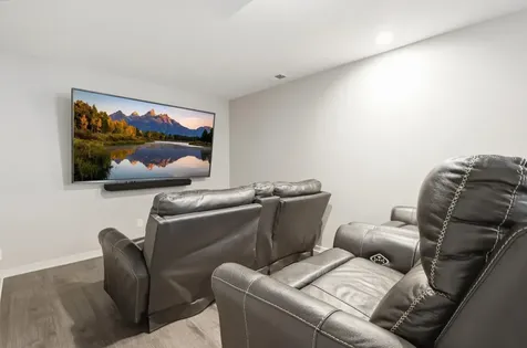 2734 Shadow Wood Court Chaska MN 55318