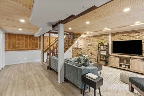 825 5th Avenue SW Faribault MN 55021