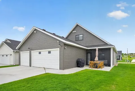 5367 Harvest Lake Drive NW Rochester MN 55901